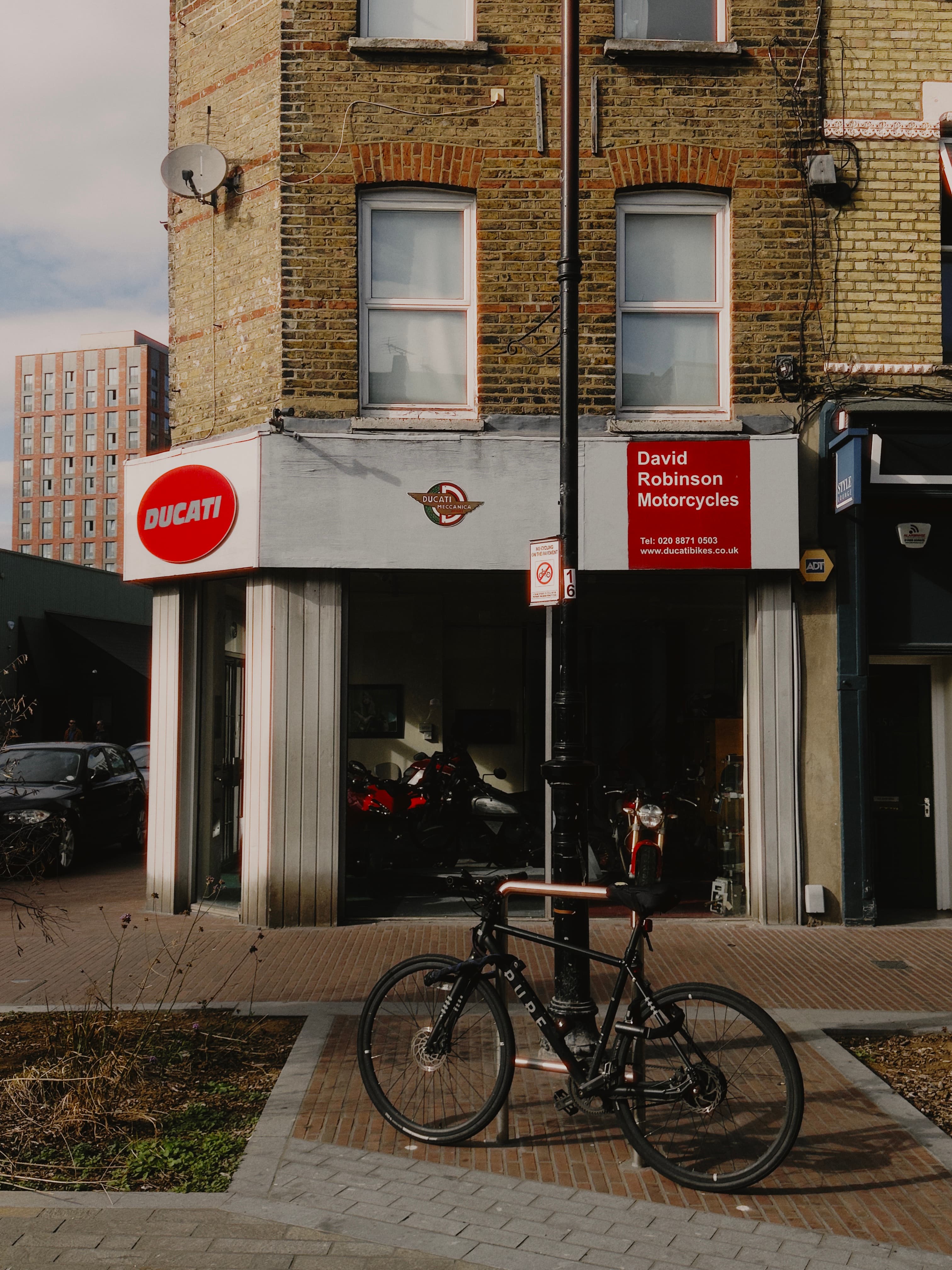 Ducati, LDN.